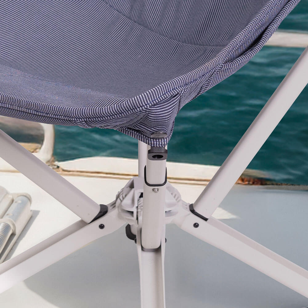 CLIQ Riviera lounge chair features overview